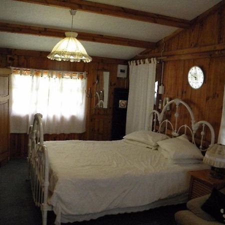 Jean-Lee Bed And Breakfast Pietermaritzburg Bagian luar foto