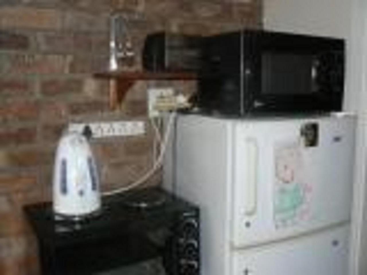 Jean-Lee Bed And Breakfast Pietermaritzburg Bagian luar foto